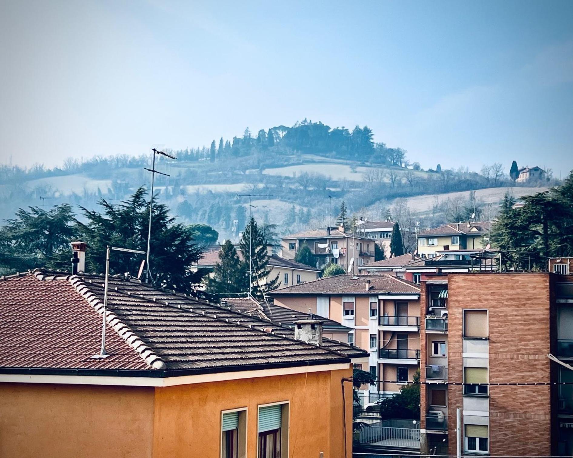 Seven Nights Bologna Bed & Breakfast Bagian luar foto