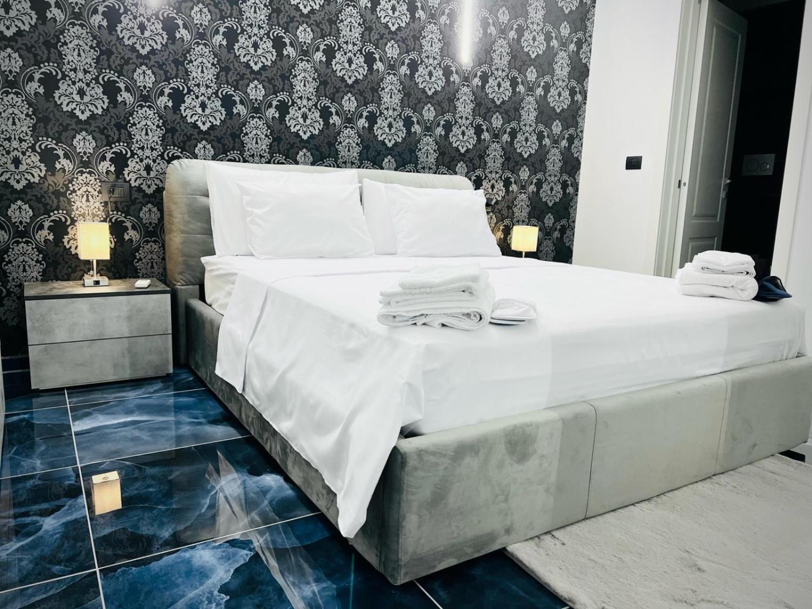 Seven Nights Bologna Bed & Breakfast Bagian luar foto